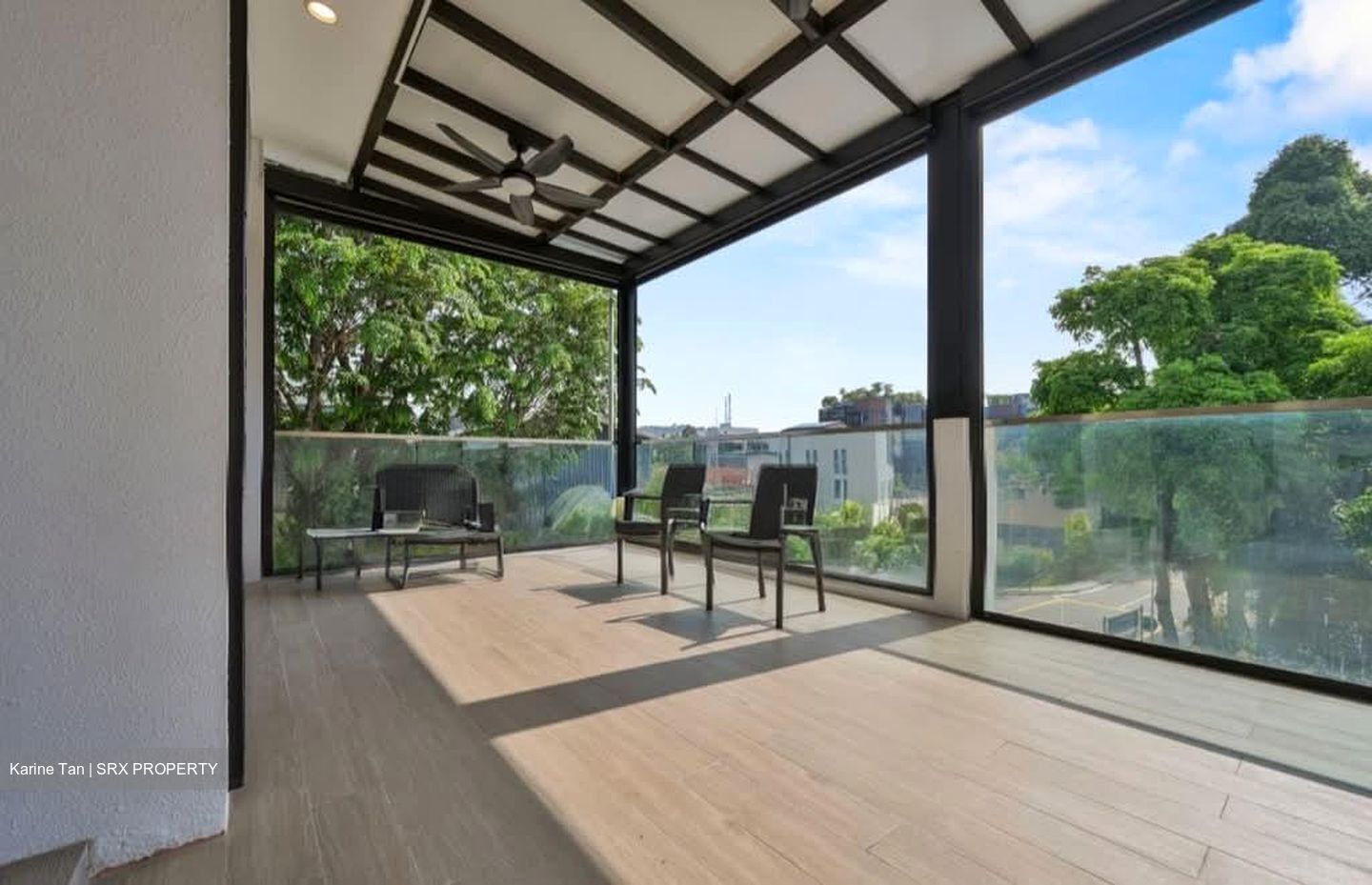 Kismis Residence (D21), Terrace #593393791
